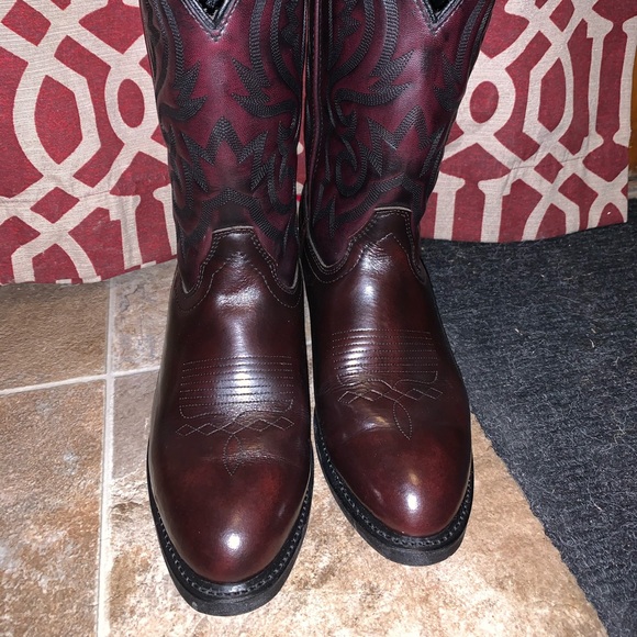 Men’s Cody James Boots, Black Cherry (10EE) - Picture 3 of 6